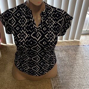 Black, Navy blue&White Geometric Cap-Sleeve Women's Top